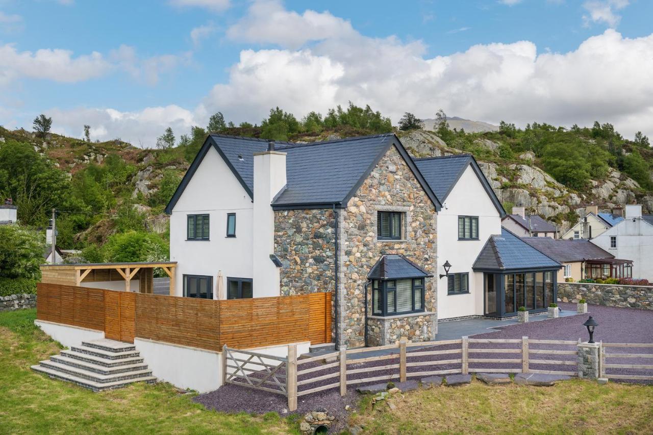 Arlyn, Padarn Lake Viewpoint In Snowdonia 卡纳芬 外观 照片